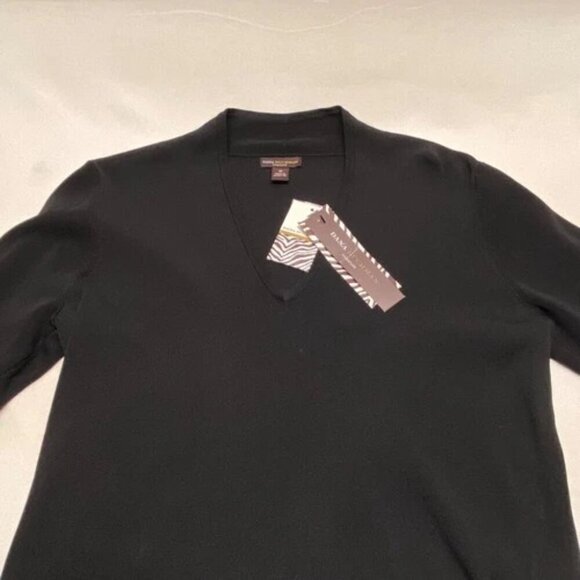 Dana Buchman Signature Women's Sweater Medium Black Ribbed Knit V-Neck Top NWT - Picture 11 of 11